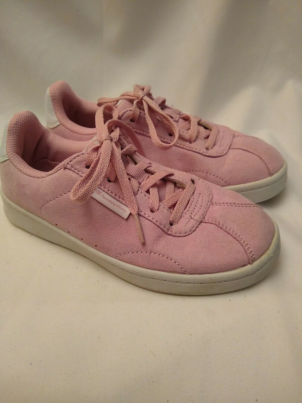Champion girl's size 2 pink suede Rally Court